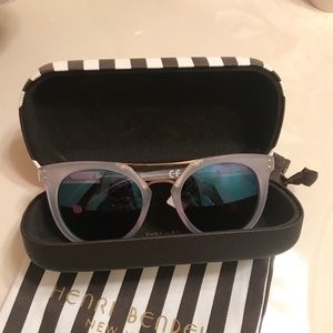 Henri Bendel sunglasses (BRAND NEW)